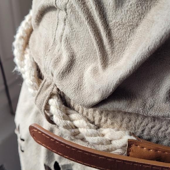 Blouse - Picture 11 of 14